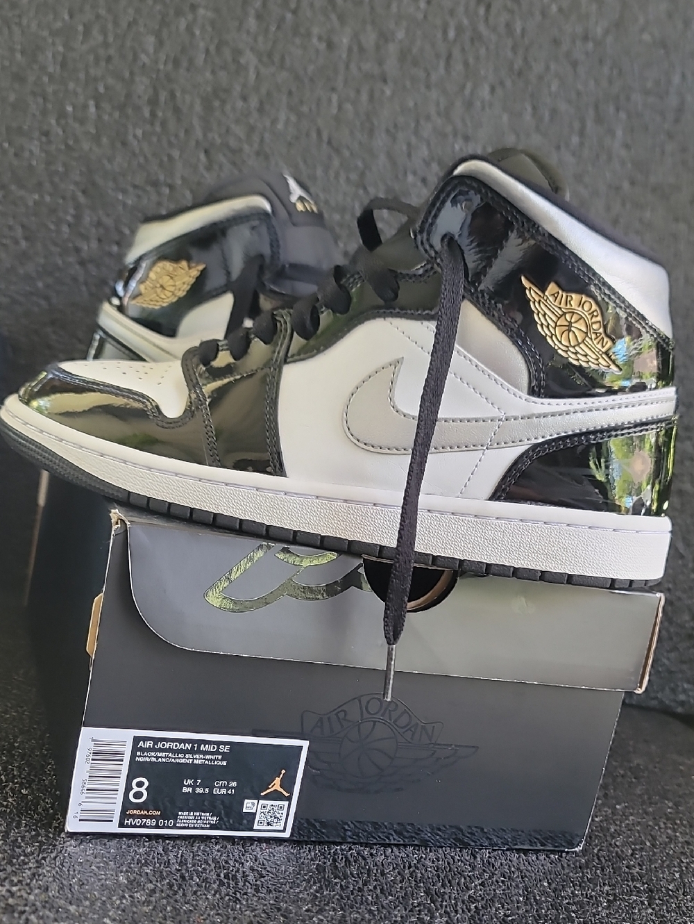 Nike Air Jordan 1 Mid SE "Metallic Silver/Metallic Gold" Patent Leather Wmns 9.5 - Picture 11 of 16